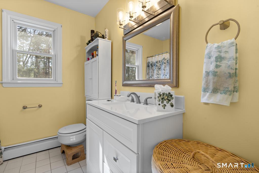 290 Tanglewood Circle Milford CT 06461