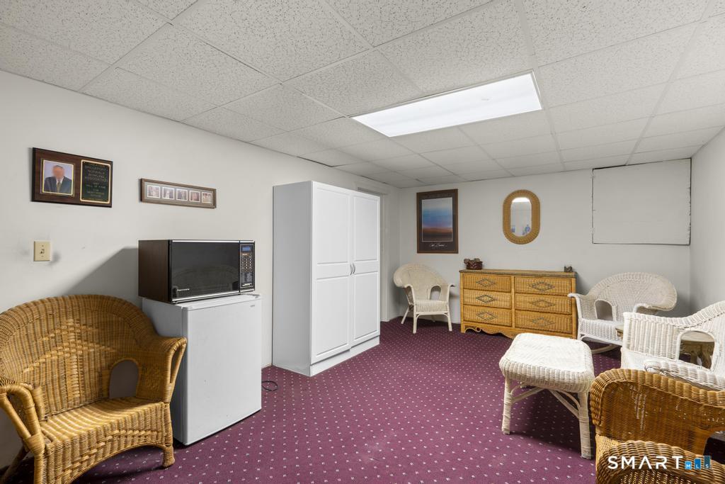 290 Tanglewood Circle Milford CT 06461