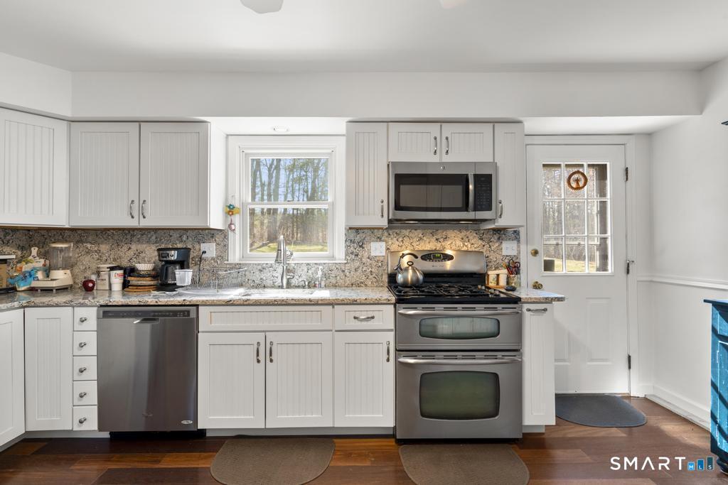 290 Tanglewood Circle Milford CT 06461