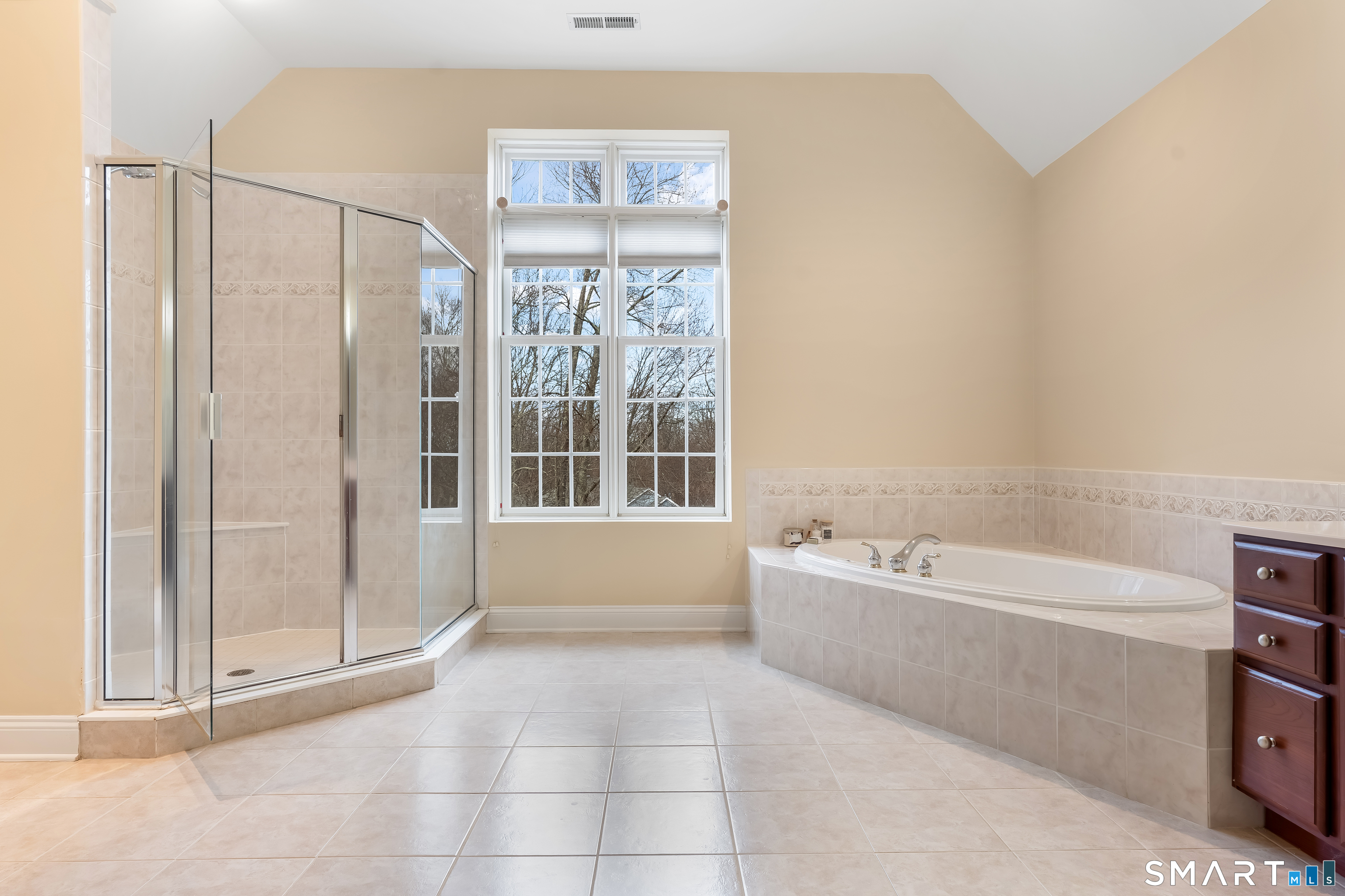 68 Charter Ridge Drive Newtown CT 06482