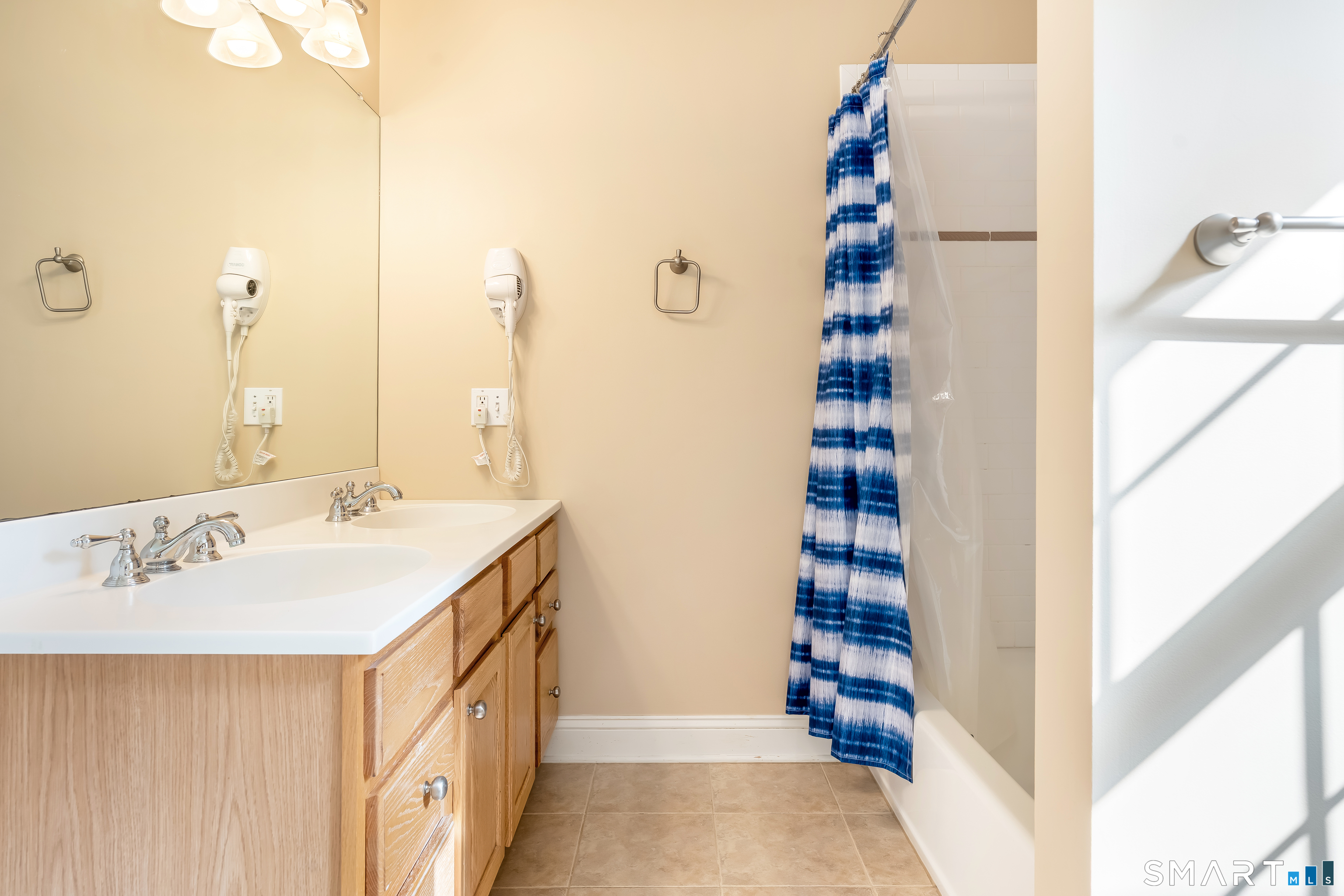 68 Charter Ridge Drive Newtown CT 06482