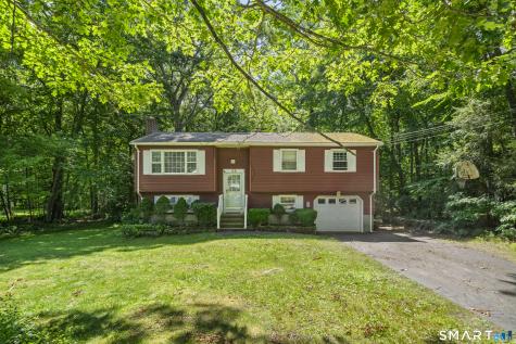 45 Partridge Hollow Road Ledyard CT 06335