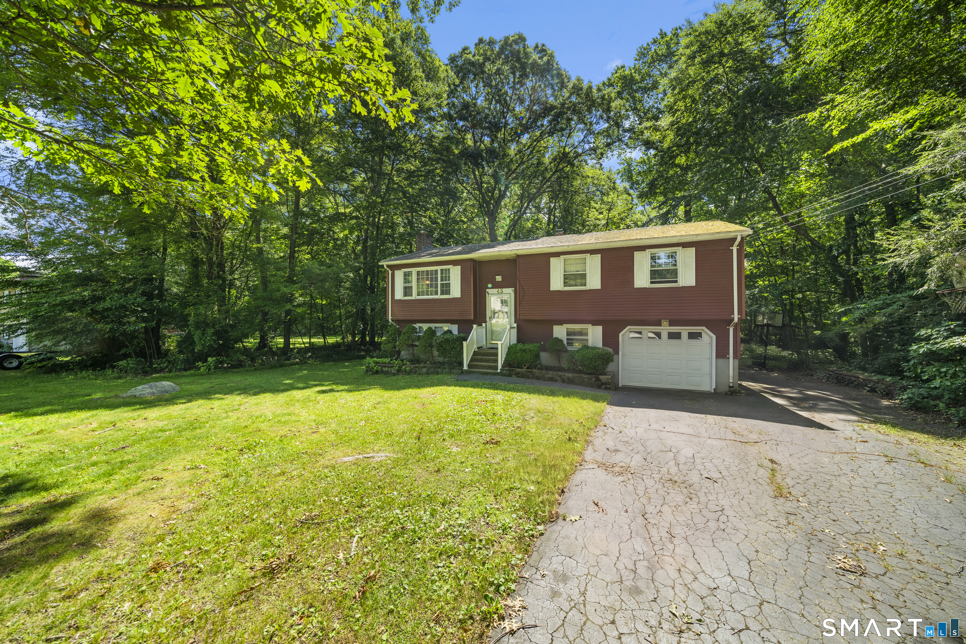 45 Partridge Hollow Road Ledyard CT 06335