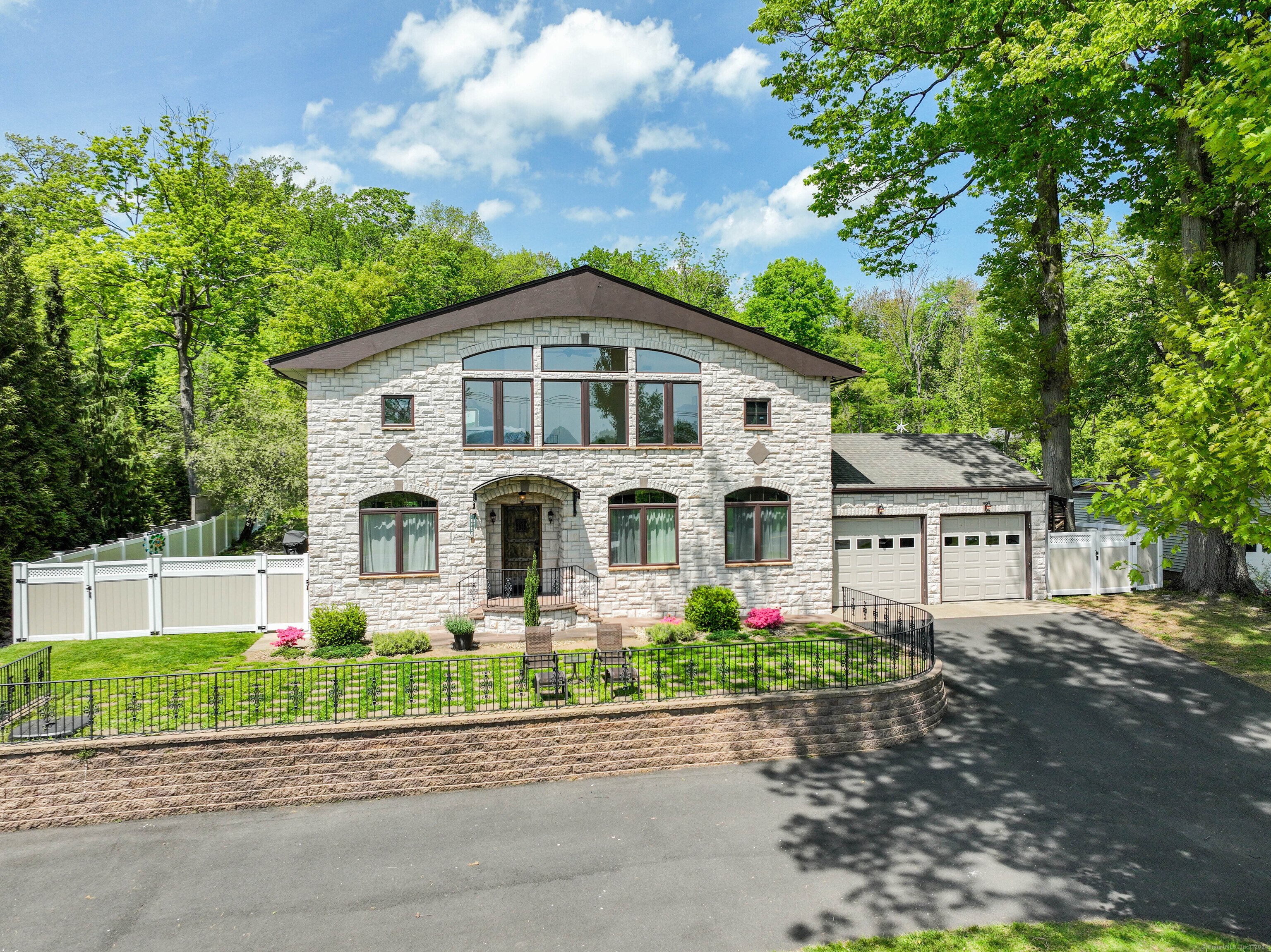 174 Batterson Park Road Farmington CT 06032