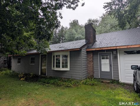 110 Laurelwood Drive East Lyme CT 06357