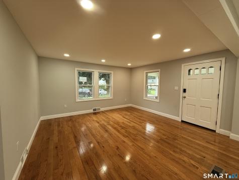 62 Mowry Avenue Norwich CT 06360