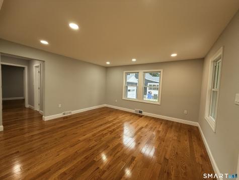 62 Mowry Avenue Norwich CT 06360