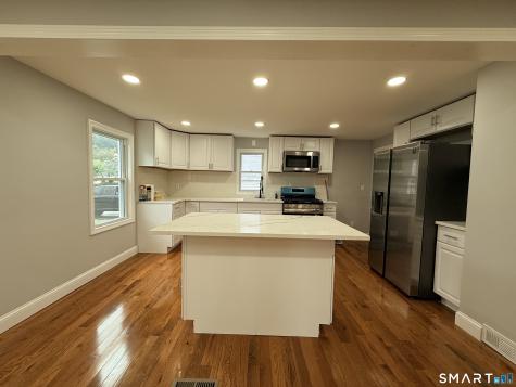 62 Mowry Avenue Norwich CT 06360