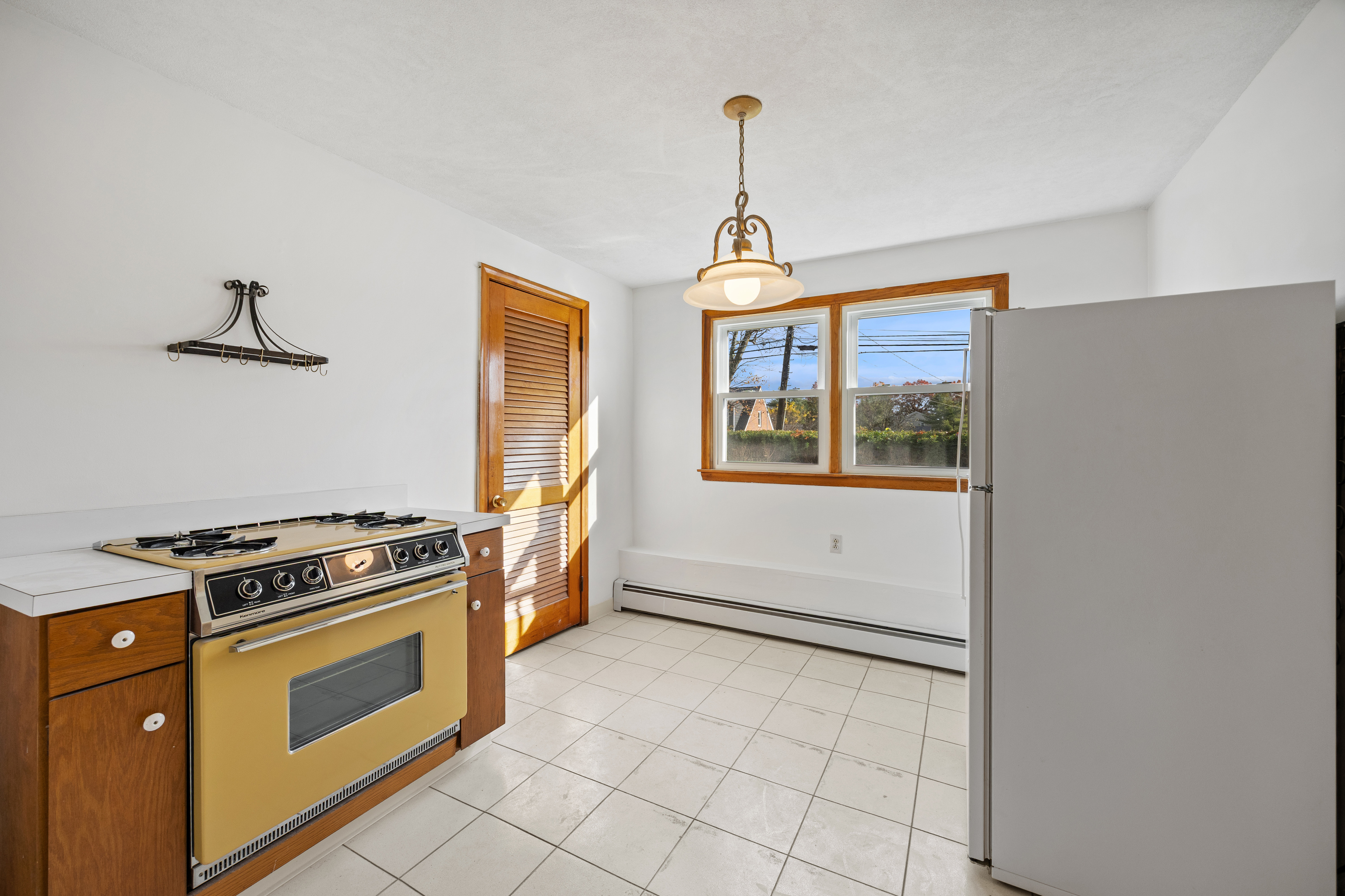 19 Albert Avenue Wethersfield CT 06109