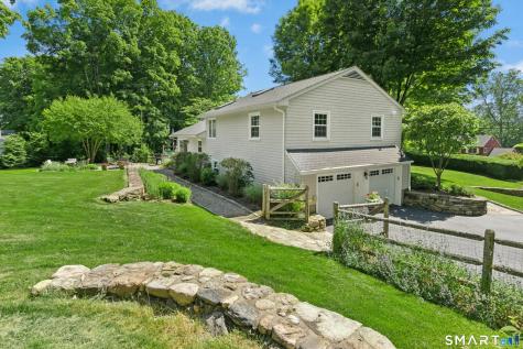 29 Old Farm Road Weston CT 06883
