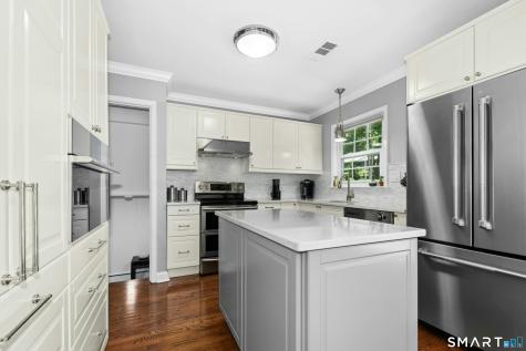 29 Old Farm Road Weston CT 06883