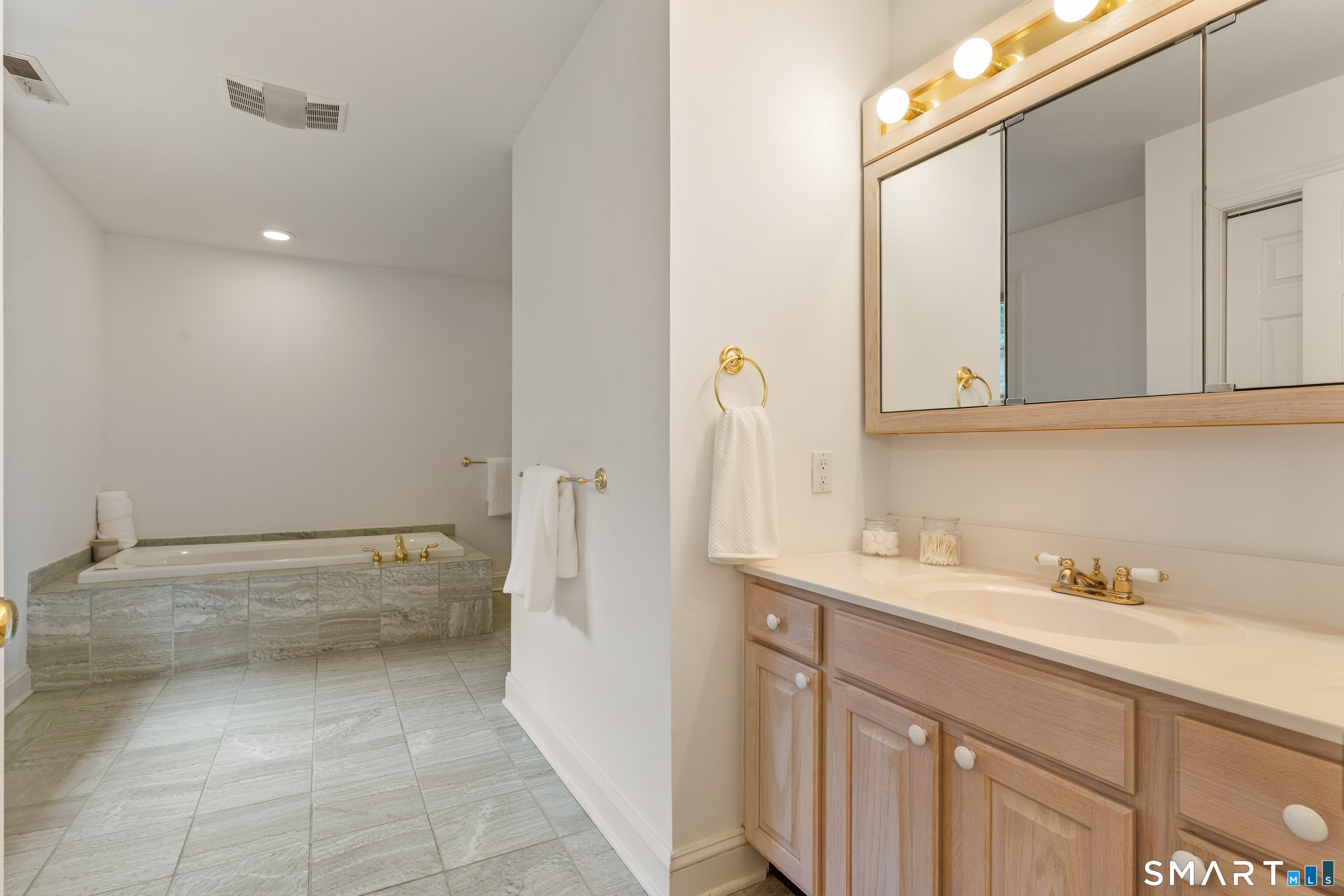 36 Rockhouse Road Wilton CT 06897