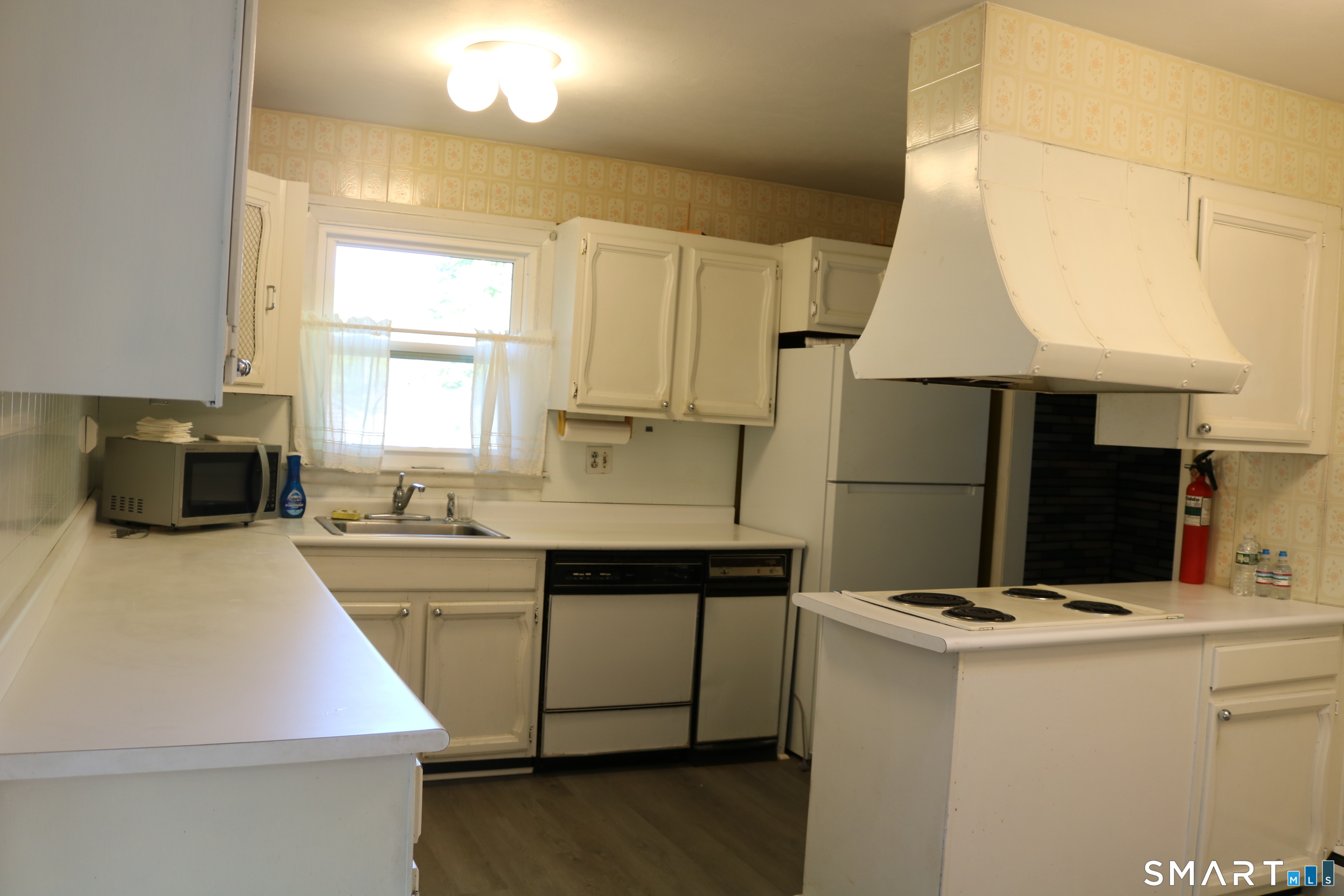 46 Barton Road Milford CT 06460