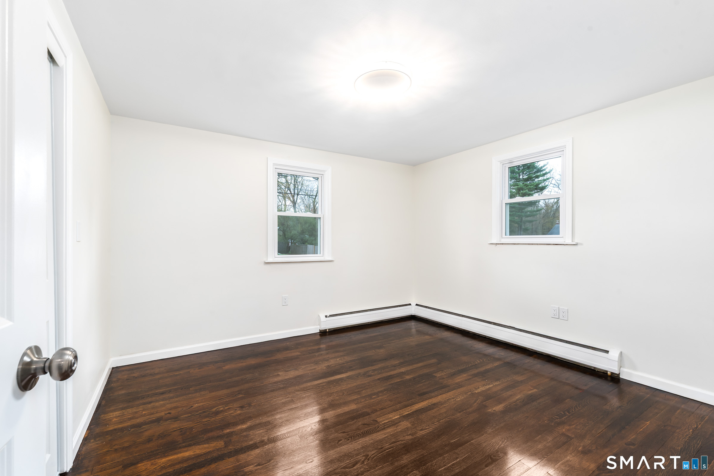 8 Rocket Run Enfield CT 06082