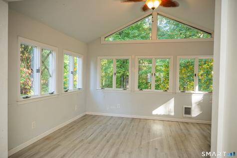 43 Austin Avenue East Haven CT 06512