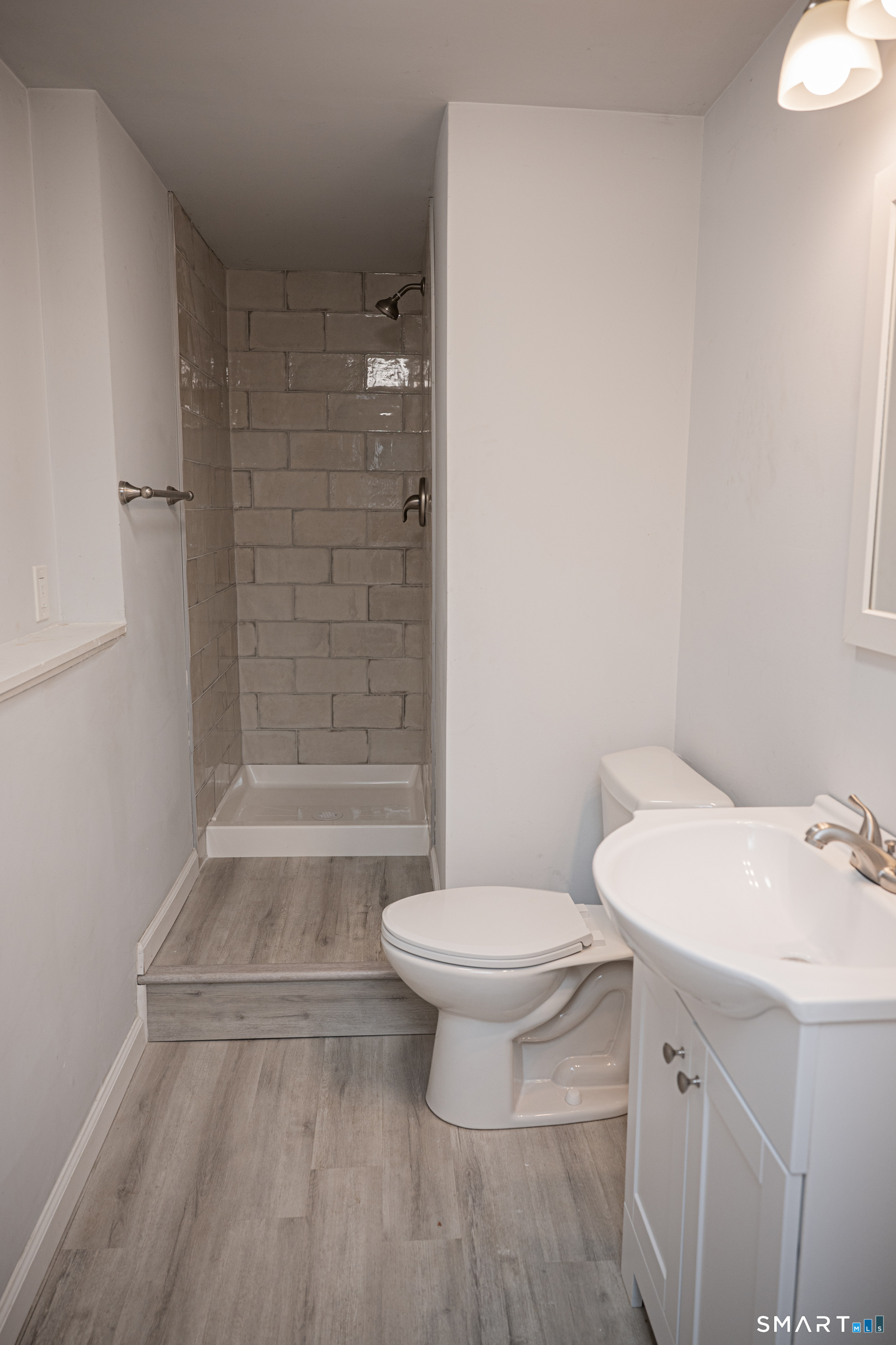 43 Austin Avenue East Haven CT 06512