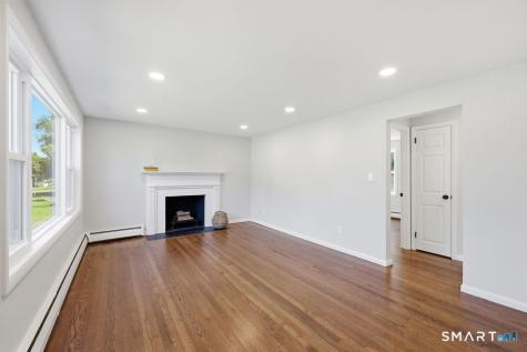 142 Valley Crest Drive Wethersfield CT 06109