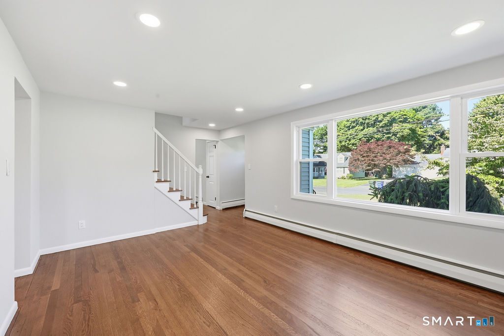 142 Valley Crest Drive Wethersfield CT 06109