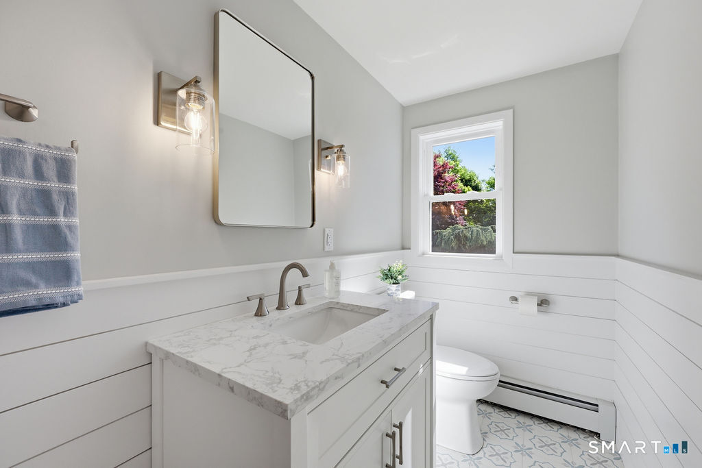 142 Valley Crest Drive Wethersfield CT 06109