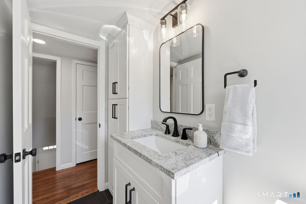 142 Valley Crest Drive Wethersfield CT 06109