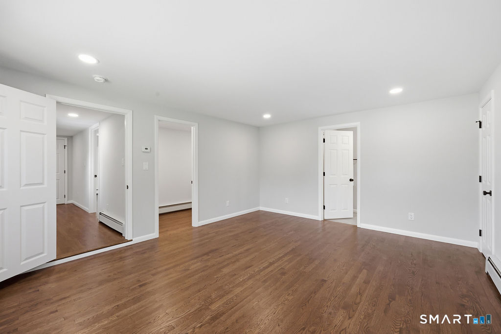 142 Valley Crest Drive Wethersfield CT 06109