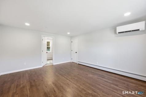 142 Valley Crest Drive Wethersfield CT 06109