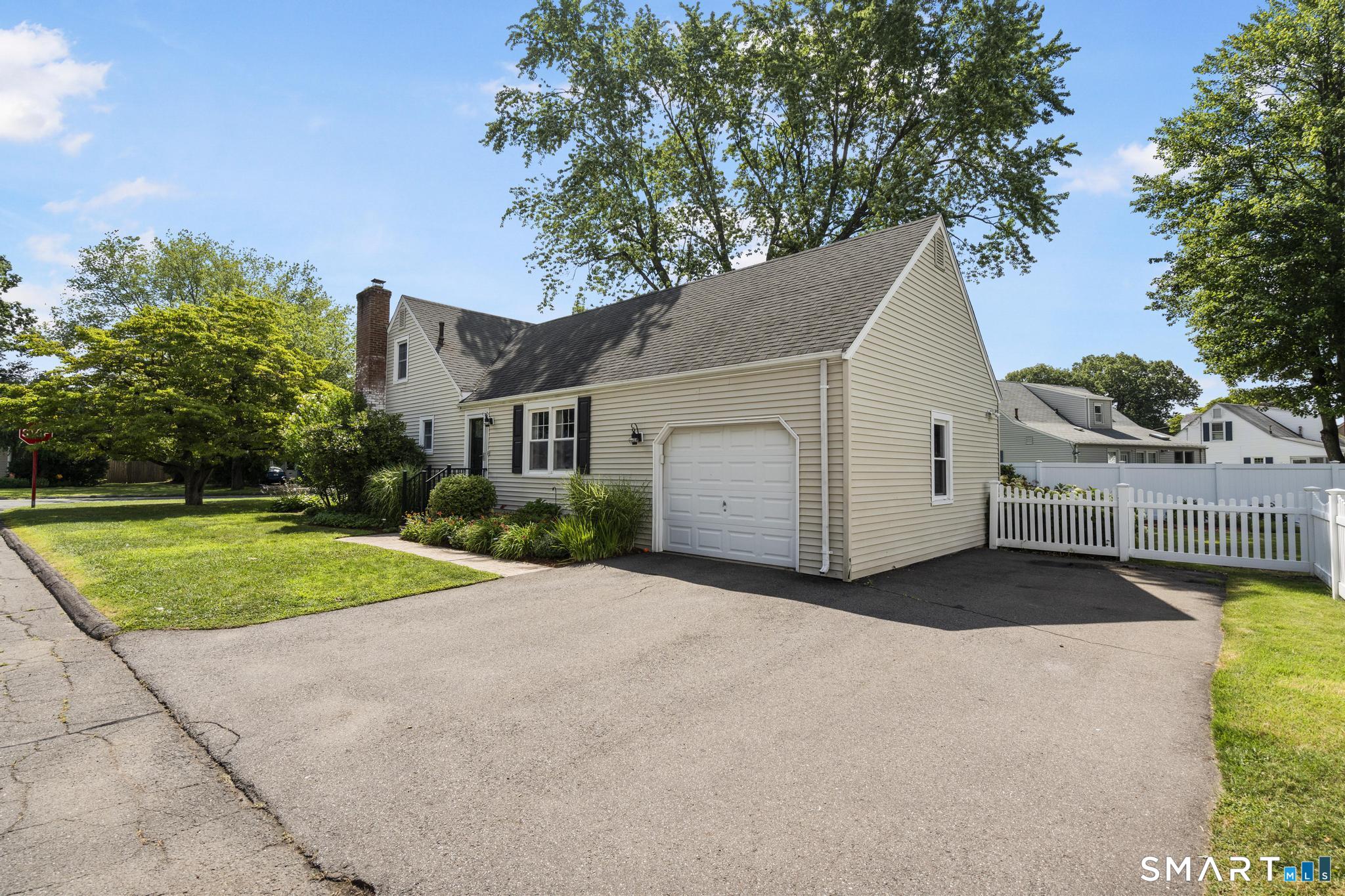 28 Horton Road Manchester CT 06042
