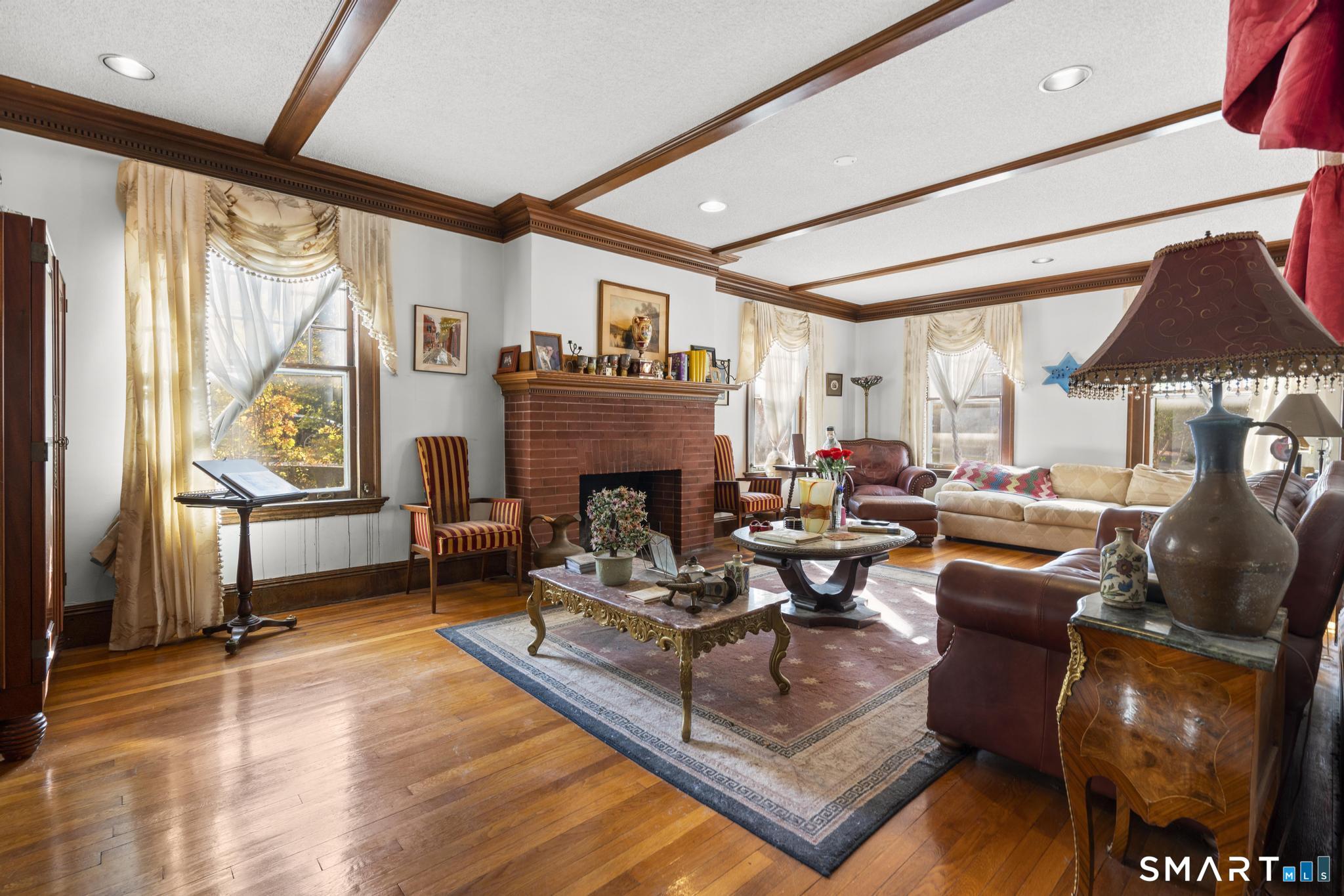 34 Scarborough Street Hartford CT 06105