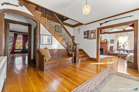 34 Scarborough Street Hartford CT 06105