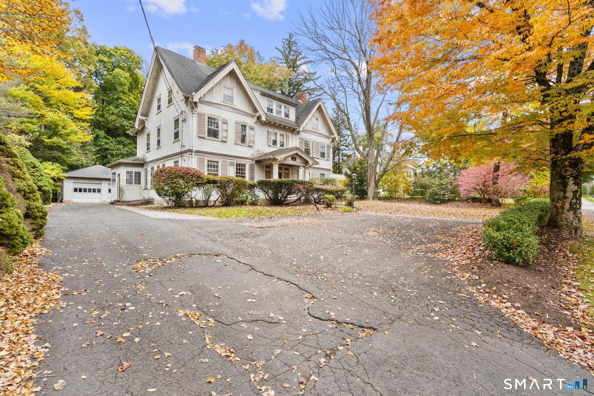 34 Scarborough Street Hartford CT 06105