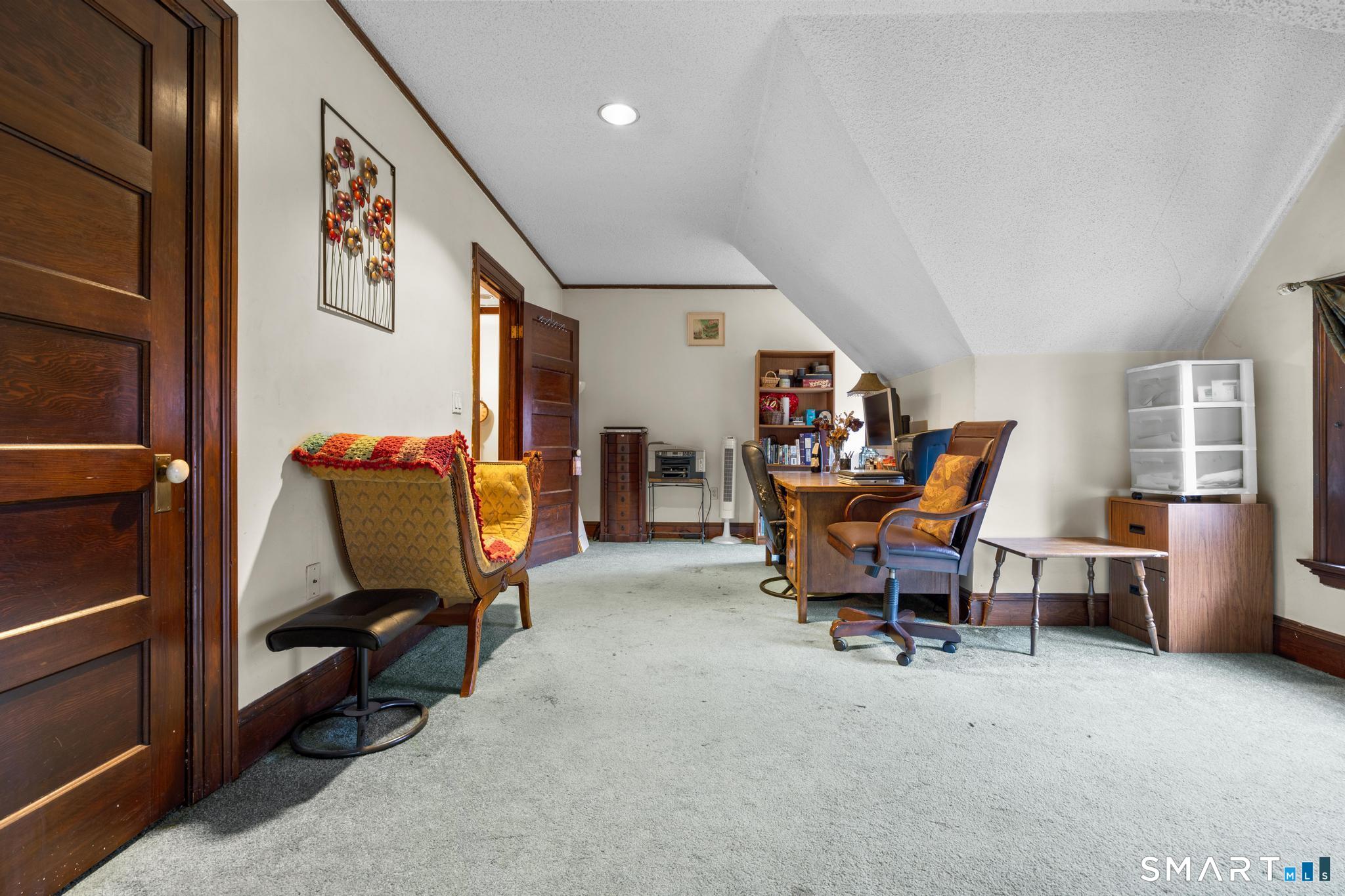 34 Scarborough Street Hartford CT 06105
