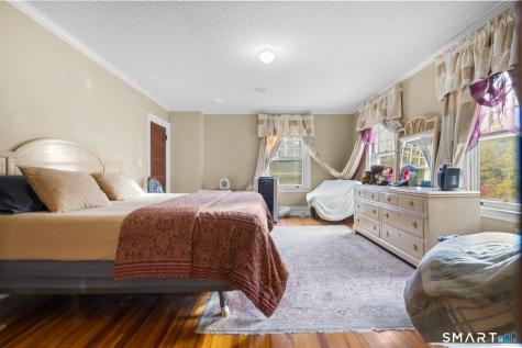 34 Scarborough Street Hartford CT 06105