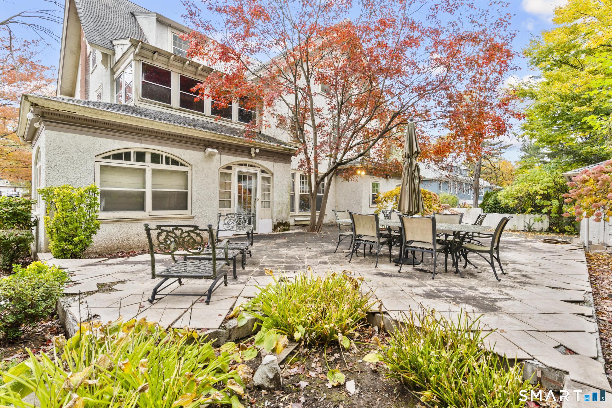 34 Scarborough Street Hartford CT 06105
