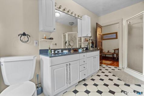 34 Scarborough Street Hartford CT 06105