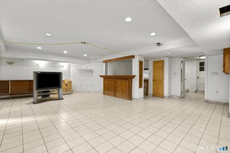 34 Scarborough Street Hartford CT 06105