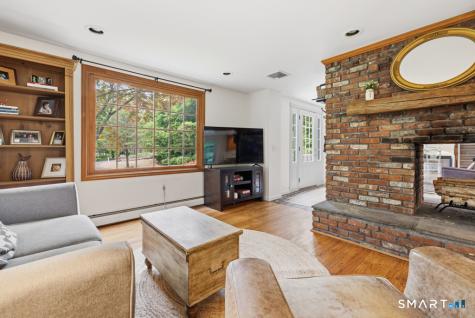 76 Pocahontas Road Redding CT 06896