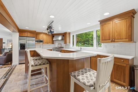 76 Pocahontas Road Redding CT 06896