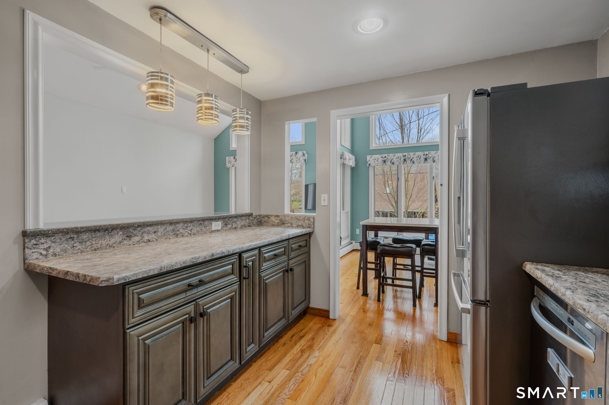 15 Barrie Road East Hampton CT 06424