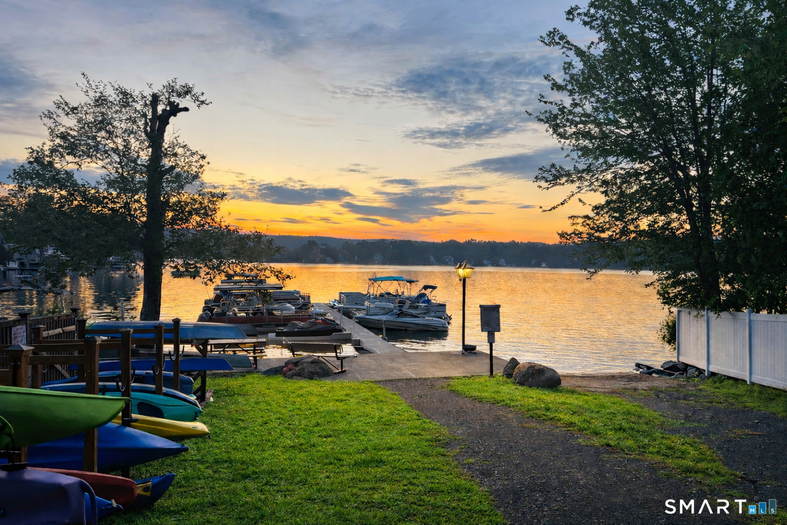 15 Barrie Road East Hampton CT 06424