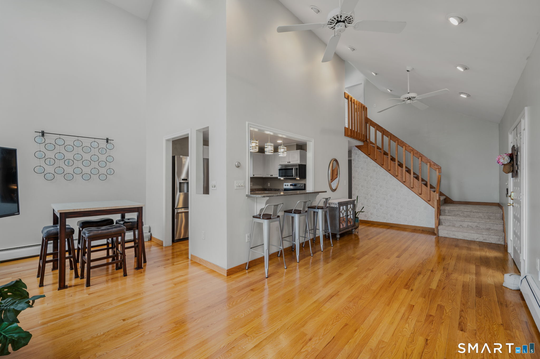 15 Barrie Road East Hampton CT 06424