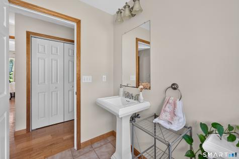 160 River Road Preston CT 06365