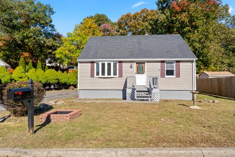 114 Sunshine Circle Bridgeport CT 06606