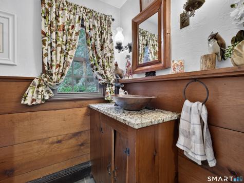 41 Glen Grove Road Deep River CT 06417