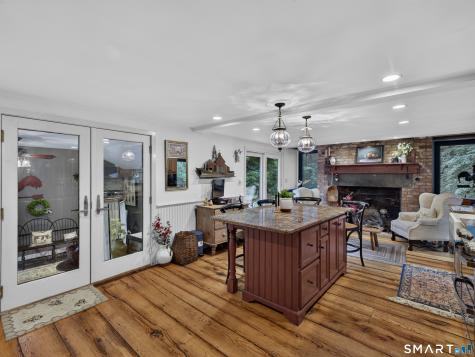 41 Glen Grove Road Deep River CT 06417