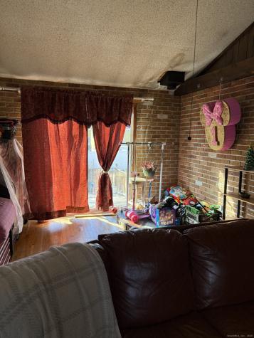 165 Parkview Street Meriden CT 06451