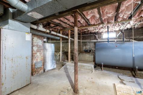 11 Cawley Court Bristol CT 06010