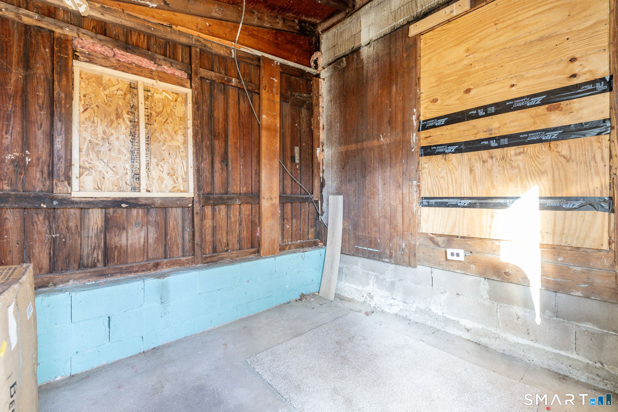 11 Cawley Court Bristol CT 06010