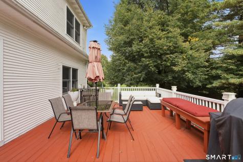 85 Village Lane Windsor CT 06095