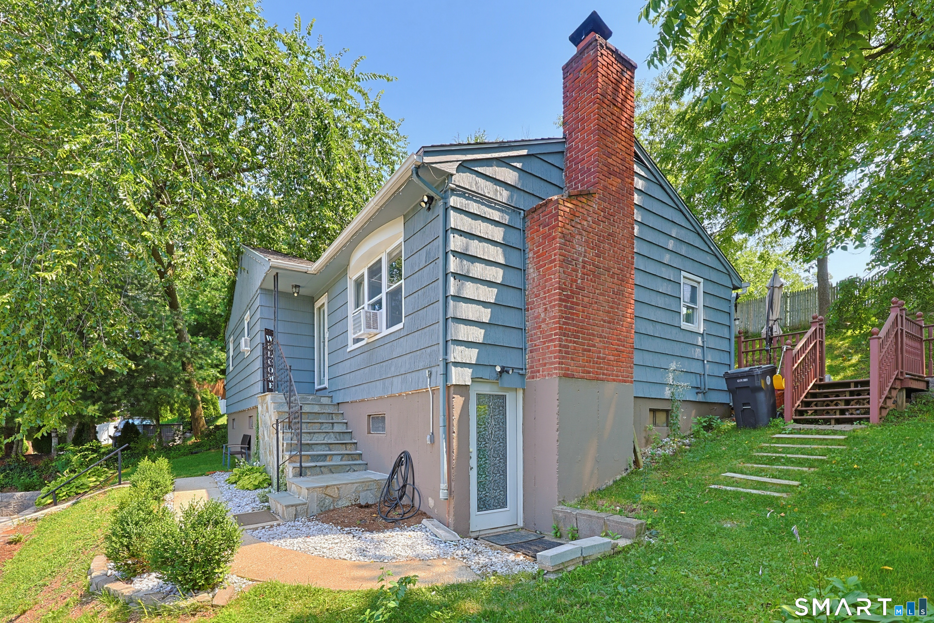 125 Florence Street East Haven CT 06512