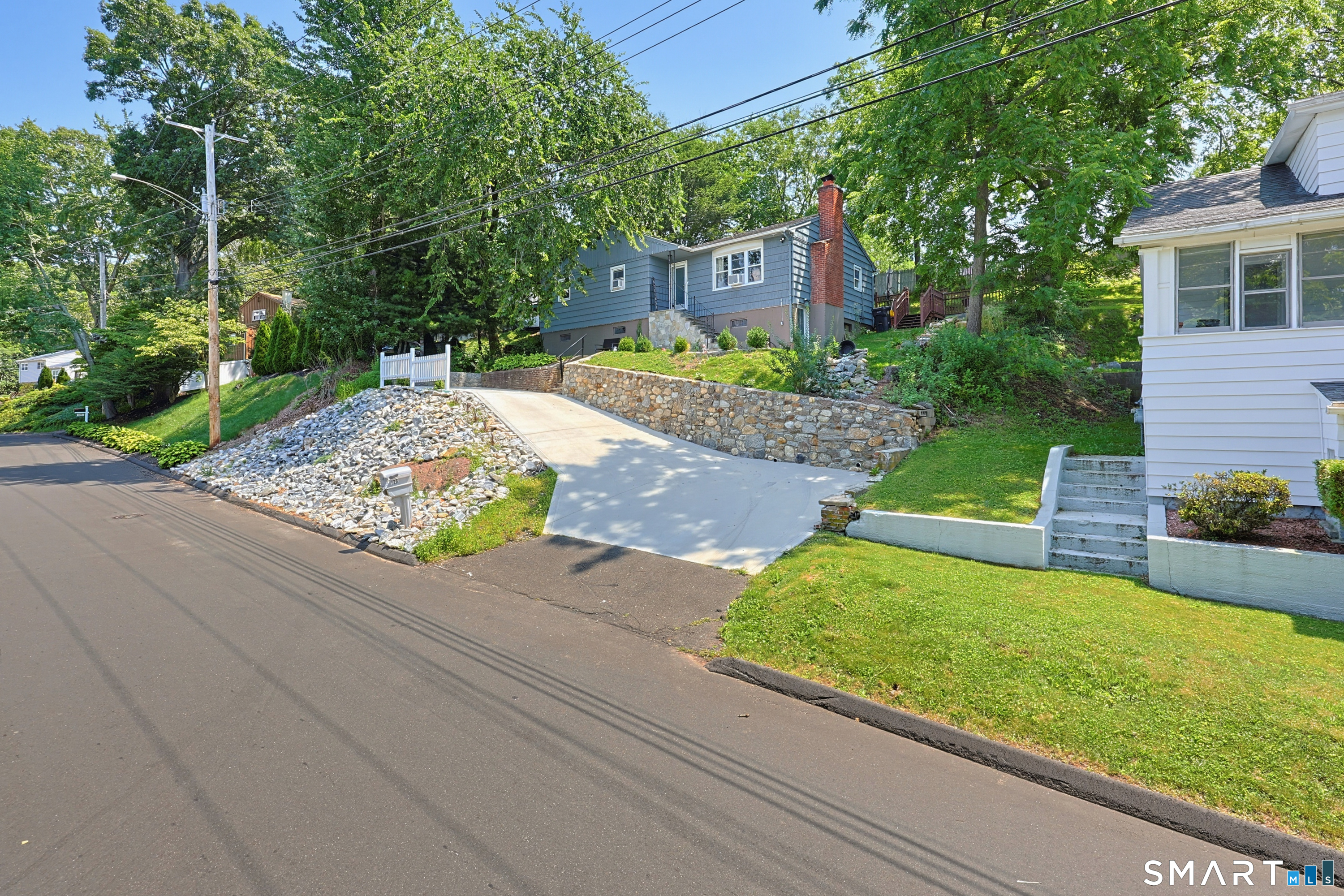 125 Florence Street East Haven CT 06512